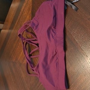 VS strappy back sports bra